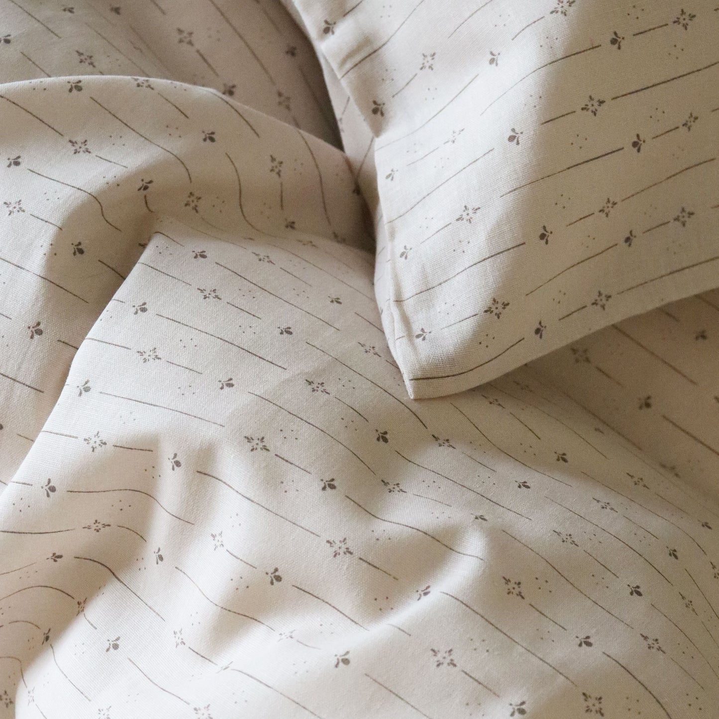 Junior sengesæt - 100x140, 40x45 cm - Flower Stripe