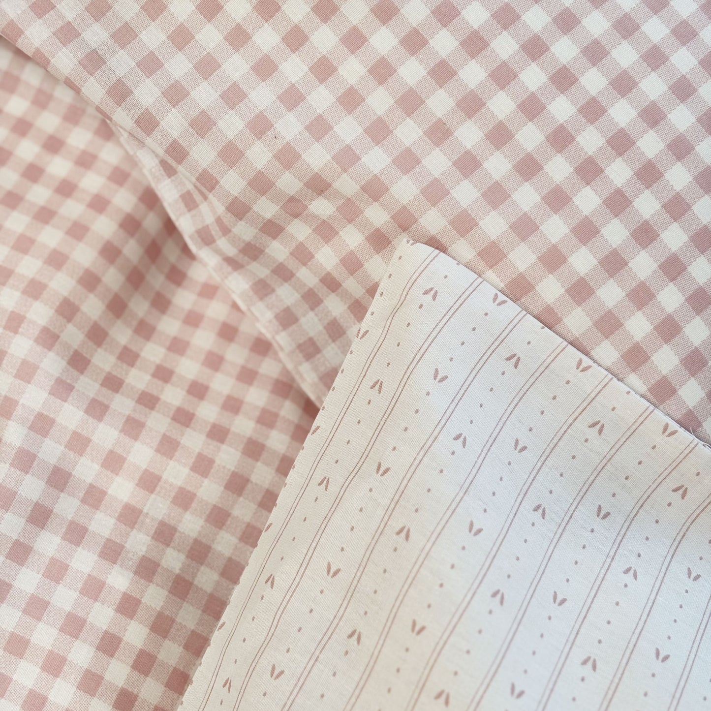 Junior sengesæt - 100x140, 40x45 cm - Blush Check